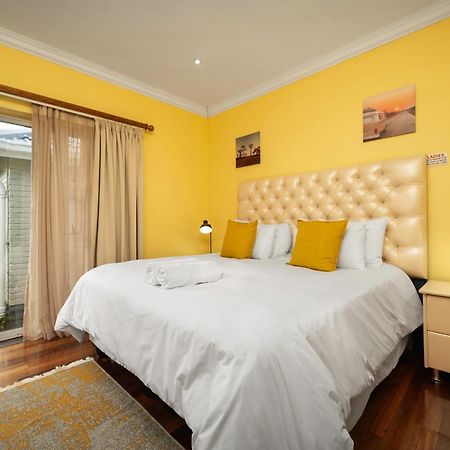 Africa Beach B&B Порт Елизабет Екстериор снимка